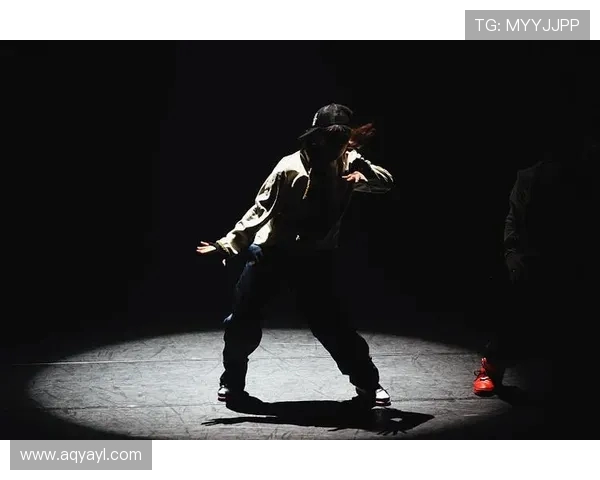 北京街舞队灵活性引发热议舞者风格与技巧的碰撞与争论