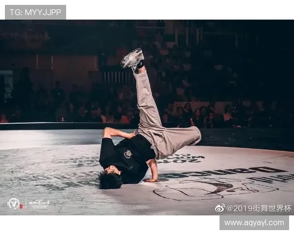 南京攀岩队在全国街舞大赛中以98分高居积分榜首位