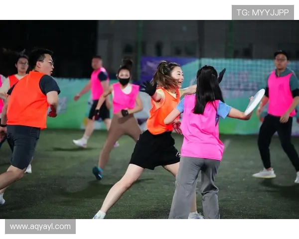 上海飞盘队在飞盘节奏排名中创下新高引发广泛关注与热议 上海飞盘队在飞盘节奏排名中创下新高引发广泛关注与热议